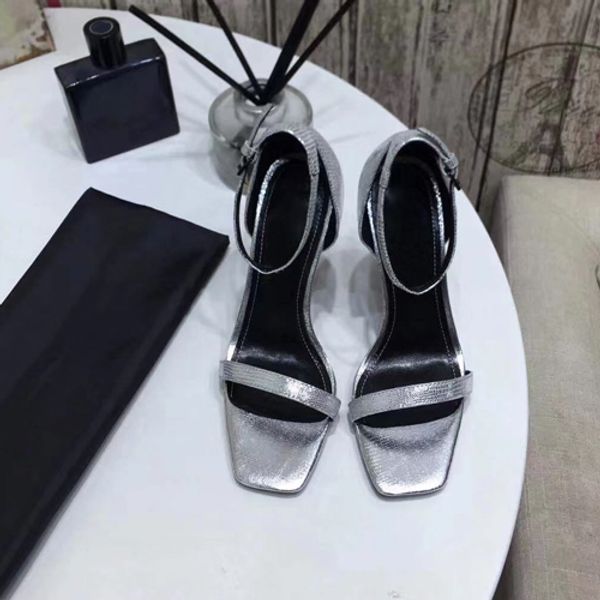 sandals salute patent leather platform sandals stiletto heels .5cm t-belt high heels sandals with box us10, Black
sandals salute patent leather platform sandals stiletto heels .5cm t-belt high heels sandals with box us10, Black