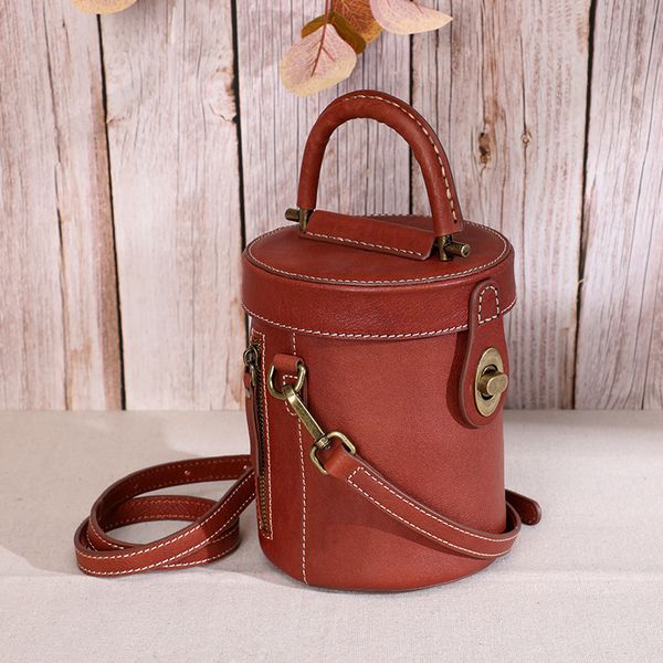 leather handbags 2020 new retro cowhide shoulder bag ladies portable crossbody bag women
leather handbags 2020 new retro cowhide shoulder bag ladies portable crossbody bag women