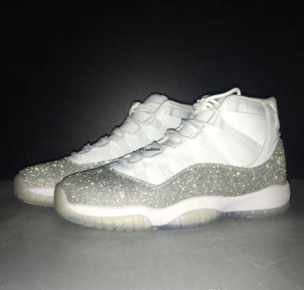 11 11s bred metallic silver space jam concord basketball shoes retro men women cap and gown gym red 72-10 sneakers, Black
11 11s bred metallic silver space jam concord basketball shoes retro men women cap and gown gym red 72-10 sneakers, Black