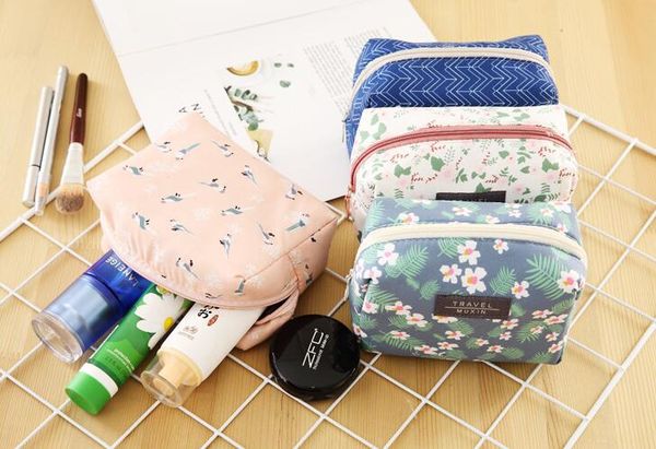 12pcs 2021 lady makeup pouch waterproof cosmetic make up bag clutch hanging toiletries travel organizer bag
12pcs 2021 lady makeup pouch waterproof cosmetic make up bag clutch hanging toiletries travel organizer bag