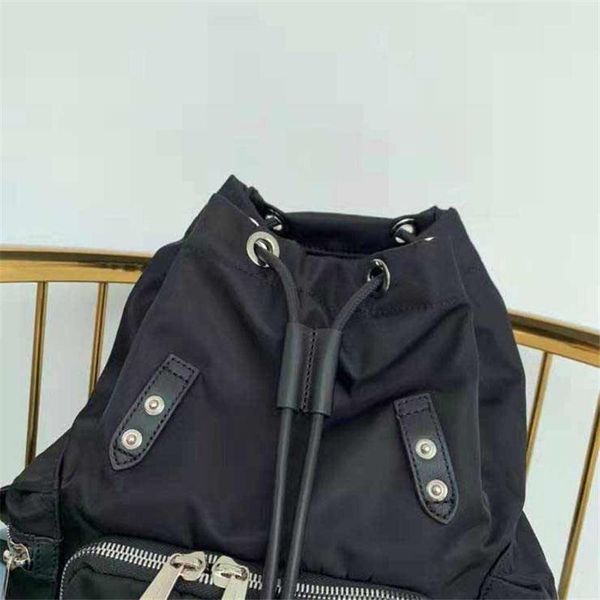 designer- men women designer backpacks big capacity material travel bags bookbags classical style school bag
designer- men women designer backpacks big capacity material travel bags bookbags classical style school bag