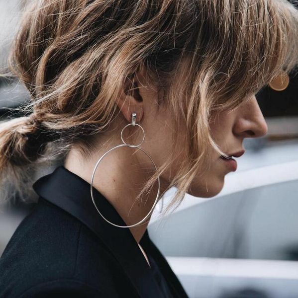 simple fashion new arrive silver gold color long hollow big round drop earrings hiphop rock for women pendientes mujer moda
simple fashion new arrive silver gold color long hollow big round drop earrings hiphop rock for women pendientes mujer moda