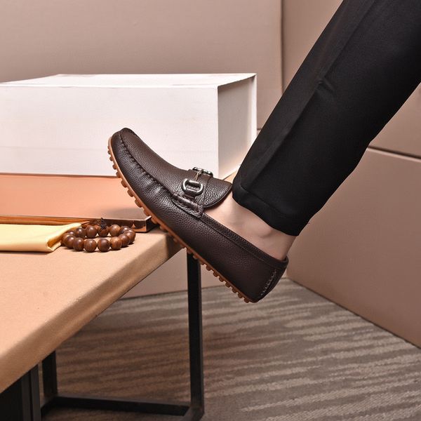 20ss classic men leather shoes cool metal printed round toe lace-up man boy low shoes flat brown shoes, Black
20ss classic men leather shoes cool metal printed round toe lace-up man boy low shoes flat brown shoes, Black