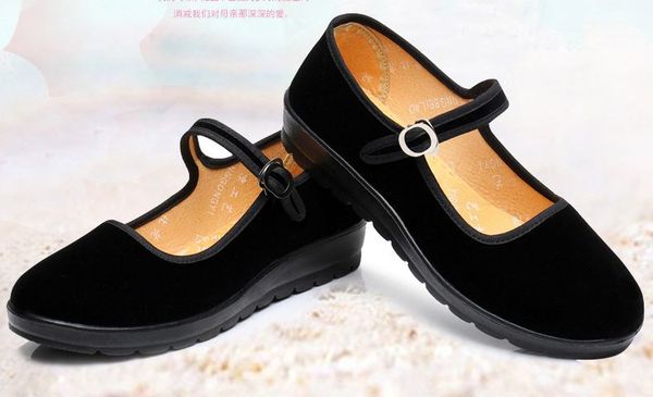 women square dancing shoes tai chi martial arts shoes female l etiquette soft bottom comfortable
women square dancing shoes tai chi martial arts shoes female l etiquette soft bottom comfortable