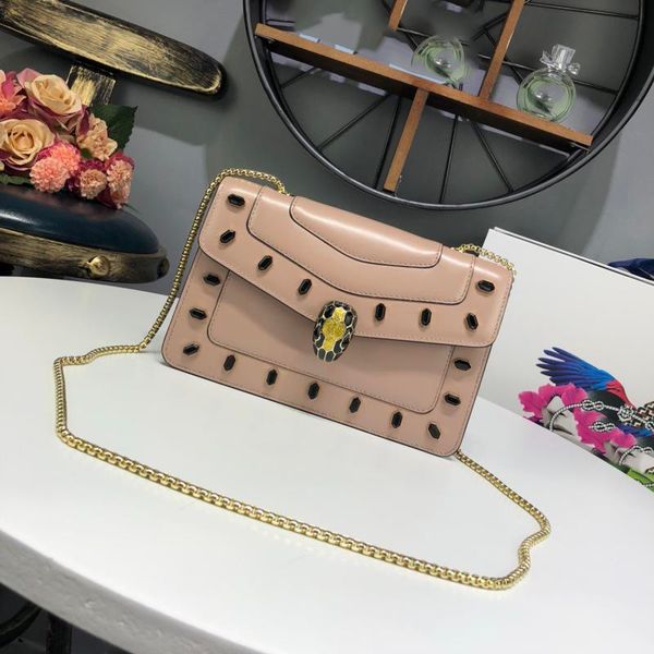 women designer handbags tote clutch shoulder bags bvl chain bag crossbody messenger shoulder bag purses 5 color choices 2019 New fashion
women designer handbags tote clutch shoulder bags bvl chain bag crossbody messenger shoulder bag purses 5 color choices 2019 New fashion