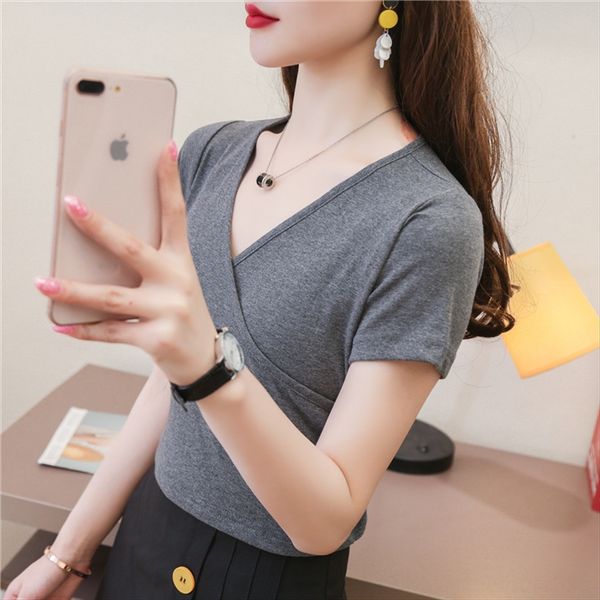 design t-shirt jacket short jacket sense tie bowknot short-sleeved t-shirt women's 2020 season solid color cross v-neck slim short top, White
design t-shirt jacket short jacket sense tie bowknot short-sleeved t-shirt women's 2020 season solid color cross v-neck slim short top, White