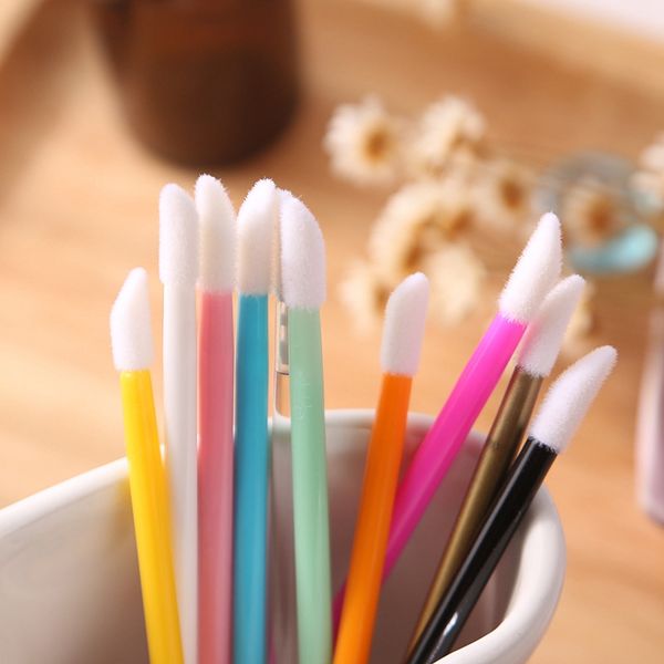 new 50pcs/lot disposable makeup lip brush lipstick gloss wands applicator make up tool high quality
new 50pcs/lot disposable makeup lip brush lipstick gloss wands applicator make up tool high quality