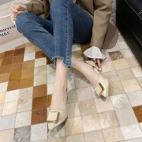 metal button high pumps women pointed toe thin heel sandals summer silk high heels women elegant office stiletto heels 2020, Black
metal button high pumps women pointed toe thin heel sandals summer silk high heels women elegant office stiletto heels 2020, Black