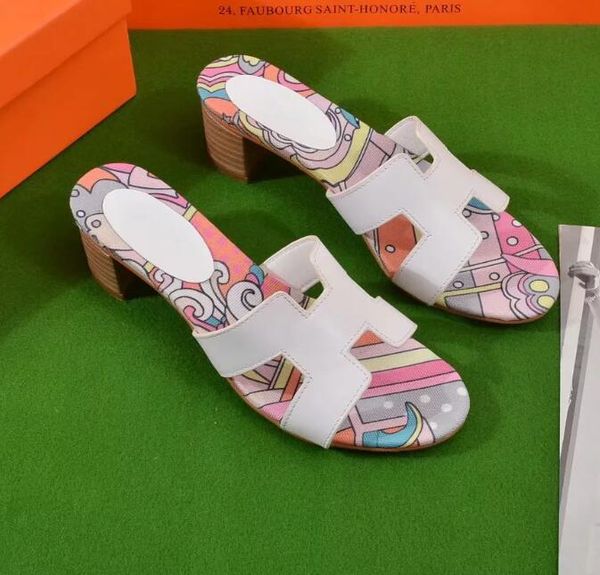 Sandálias european_brand_shoes
Sandálias european_brand_shoes