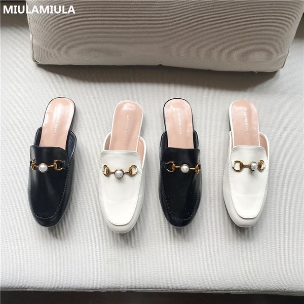 miulamiula design size 35-40 luxury pearl metal chain flat leather slippers slip-on loafers mules flip flops women slides, Black
miulamiula design size 35-40 luxury pearl metal chain flat leather slippers slip-on loafers mules flip flops women slides, Black