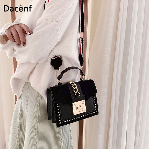 bag women wide shoulder strap portable 2020 winter bag women's handbag shoulder messenger chain rivet small square
bag women wide shoulder strap portable 2020 winter bag women's handbag shoulder messenger chain rivet small square