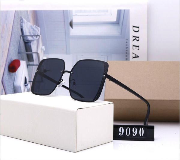 новая мода классический металлический каркас солнцезащитные очки золотая коробка uv400 излучения объектив вождения открытый классический диз, White;black
новая мода классический металлический каркас солнцезащитные очки золотая коробка uv400 излучения объектив вождения открытый классический диз, White;black