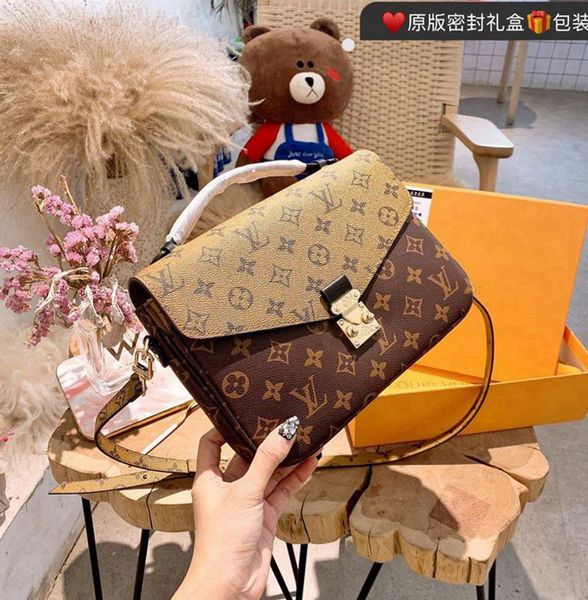 luxury leather classic tote pures shoulder strap crossbody leather shoulder bag women handbag - 0227
luxury leather classic tote pures shoulder strap crossbody leather shoulder bag women handbag - 0227