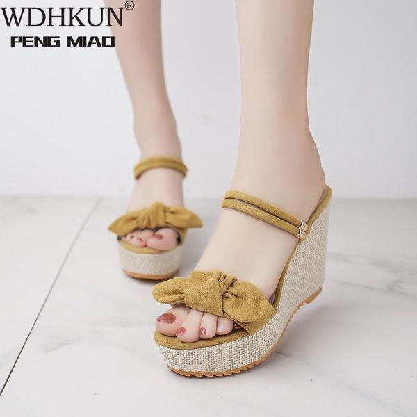 2020 new slippers women's slippers fashion high-heeled sandals waterproof platform sandals beach women's shoes, Black
2020 new slippers women's slippers fashion high-heeled sandals waterproof platform sandals beach women's shoes, Black