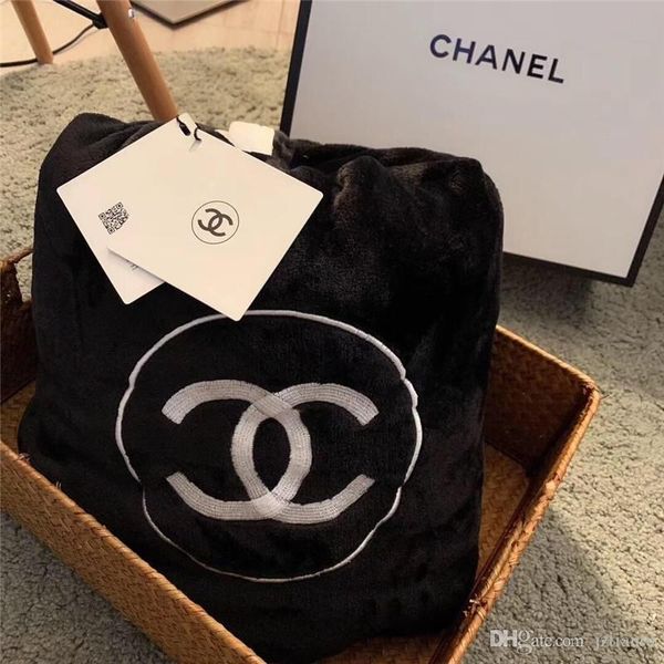 women's luxury classic style fashion brand blanket cotton embroidery solid color blankets soft home textiles sgipping
women's luxury classic style fashion brand blanket cotton embroidery solid color blankets soft home textiles sgipping