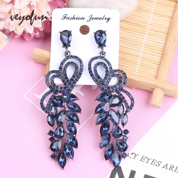 veyofun symmetrical butterfly hollow out crystal drop earrings ethnic dangle earrings jewelry for women brinco, Silver
veyofun symmetrical butterfly hollow out crystal drop earrings ethnic dangle earrings jewelry for women brinco, Silver