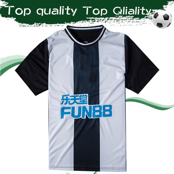 2020 united fc home soccer jersey the magpies football shirt 19/20 #9 rondon #17 perez #11 ritchie football uniform sales, Black;yellow
2020 united fc home soccer jersey the magpies football shirt 19/20 #9 rondon #17 perez #11 ritchie football uniform sales, Black;yellow