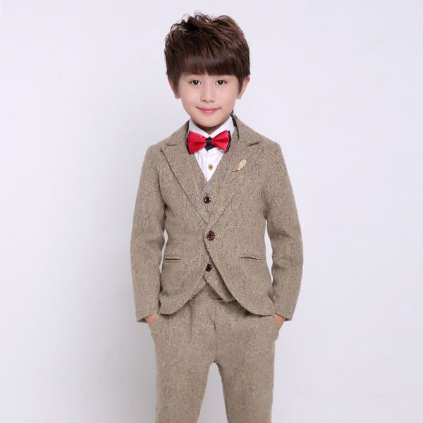 2020 flower boys formal weddings suit children blazer jacket vest pants tie 4pcs tuxedo kids gentleman party host clothing set, White
2020 flower boys formal weddings suit children blazer jacket vest pants tie 4pcs tuxedo kids gentleman party host clothing set, White