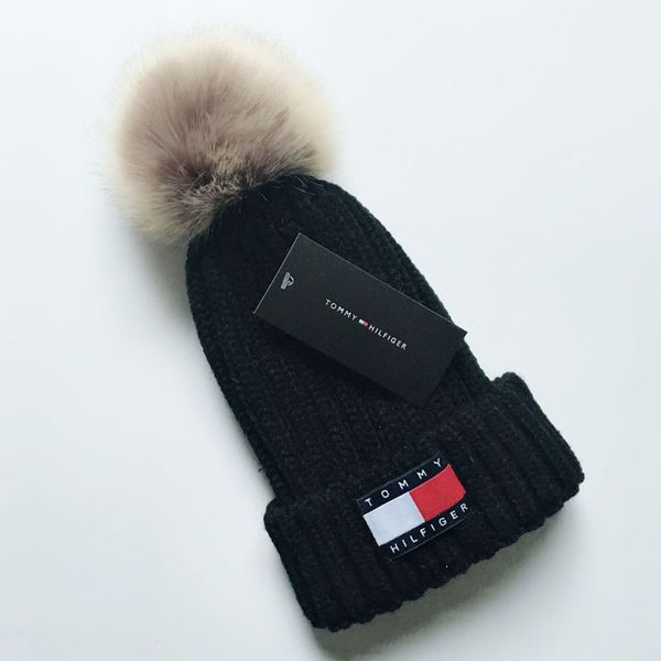 2019 winter hat male fashion knitted cap classical sports skull cap female leisure outdoor men and women goose, Blue;gray
2019 winter hat male fashion knitted cap classical sports skull cap female leisure outdoor men and women goose, Blue;gray