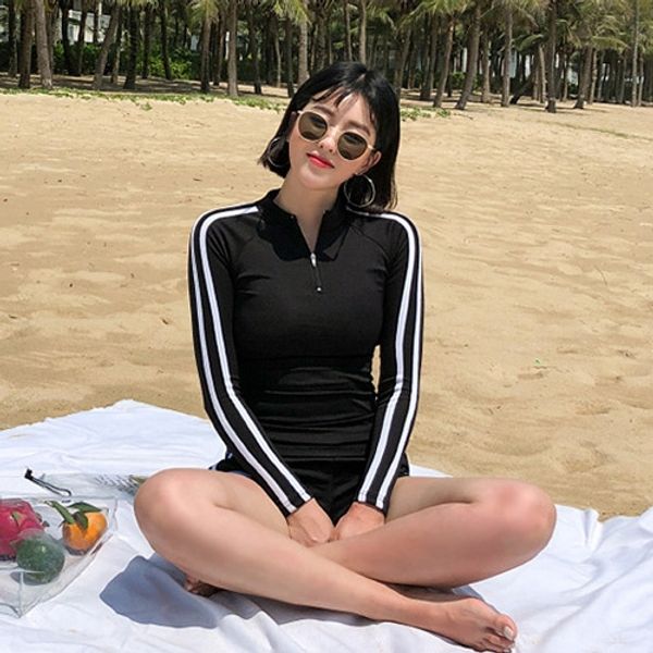 women's three-piece set split boxer pants black slim sports long sleeve swimsuit sunscreen swimsuit, White;black
women's three-piece set split boxer pants black slim sports long sleeve swimsuit sunscreen swimsuit, White;black