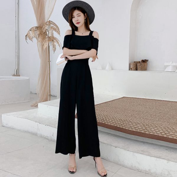 2020 women summer elegant ruffles off shoulder jumpsuit female polka dot wide leg overall lady streetwear slim playsuit aq651, Black;white
2020 women summer elegant ruffles off shoulder jumpsuit female polka dot wide leg overall lady streetwear slim playsuit aq651, Black;white