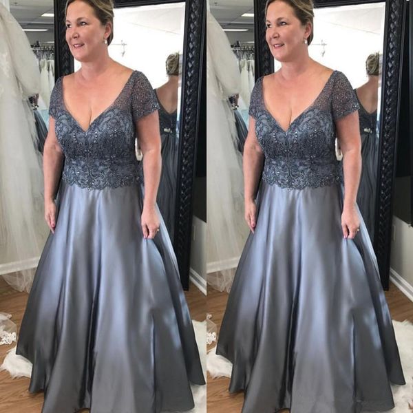 formal deep v-neck mother of the bride dresses short sleeve satin beaded mother' dresses zipper back simple mother evening dress, Black;red
formal deep v-neck mother of the bride dresses short sleeve satin beaded mother' dresses zipper back simple mother evening dress, Black;red