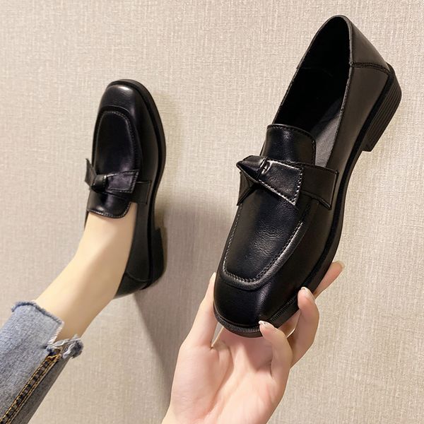 small leather shoes female british style 2020 spring flat shoes female wild retro work black thick bottom loafers
small leather shoes female british style 2020 spring flat shoes female wild retro work black thick bottom loafers