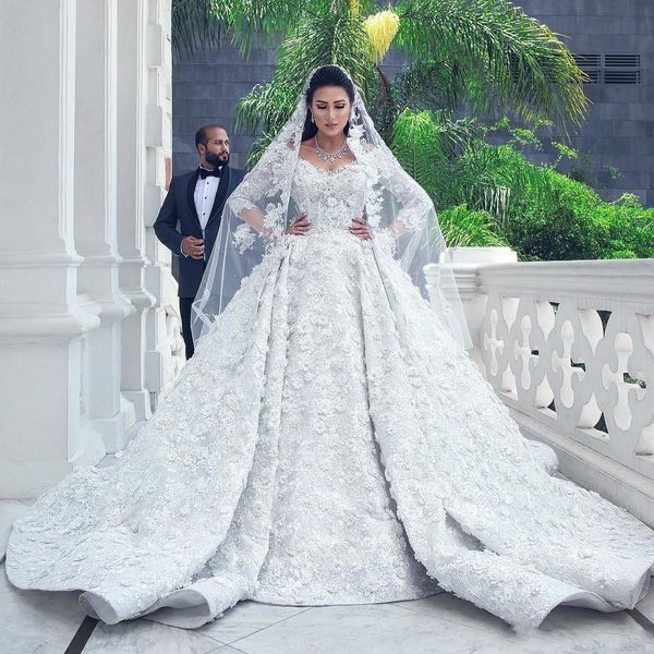роскошные кружева линии, свадебные платья с длинными рукавами v шеи бисером 3d аппликация принцесса свадебные платья собор поезд vestidos de, White
роскошные кружева линии, свадебные платья с длинными рукавами v шеи бисером 3d аппликация принцесса свадебные платья собор поезд vestidos de, White