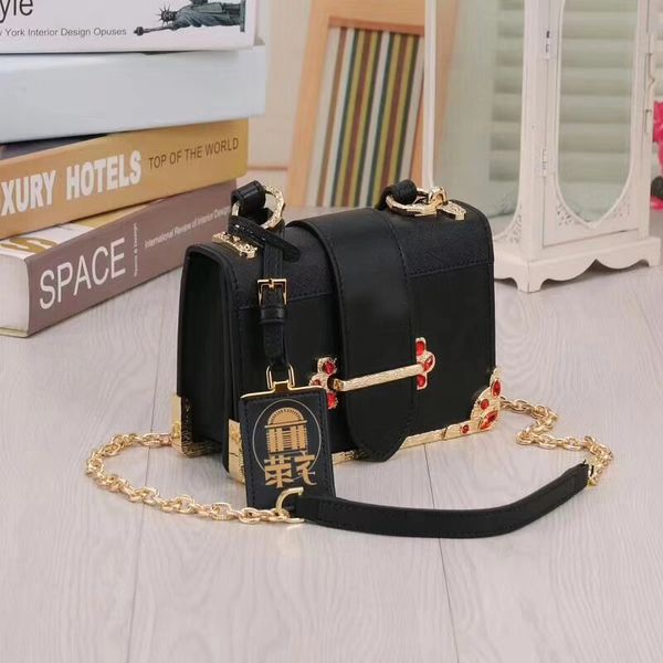 designer crossbody bags women handbags purses genuine cowhide leather single shoulder chain bags classic style 2020
designer crossbody bags women handbags purses genuine cowhide leather single shoulder chain bags classic style 2020