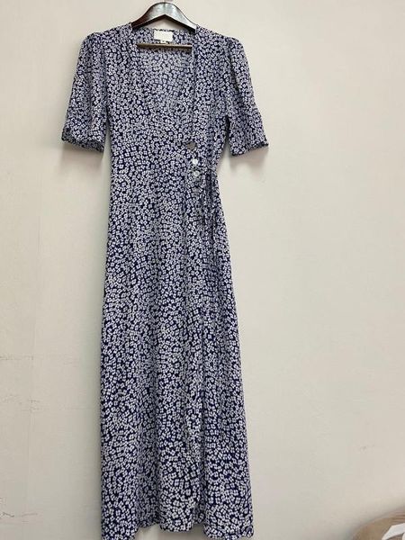 casual dresses women dress 2021 spring and summer lace yellow floral v-neck midi, Black;gray
casual dresses women dress 2021 spring and summer lace yellow floral v-neck midi, Black;gray