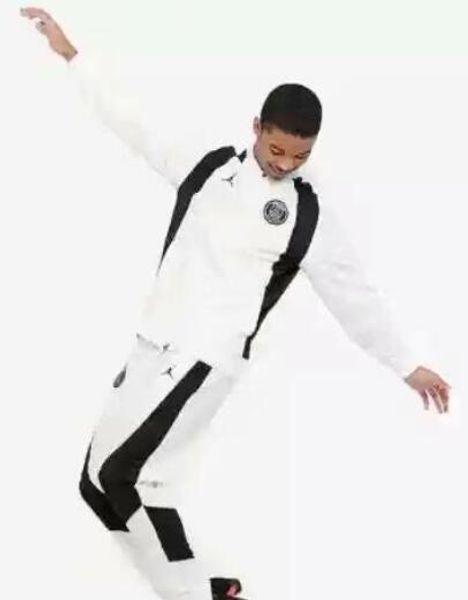2019 2020 psg soccer jacket hoodie Survetement 19 20 paris MBAPPE CAVANI adult maillot de football tracksuit
2019 2020 psg soccer jacket hoodie Survetement 19 20 paris MBAPPE CAVANI adult maillot de football tracksuit