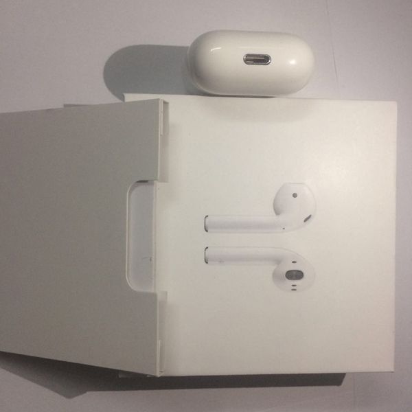 2019 for not airpod w1 chip bluetooth ca e upercop double ear earphone ca e work touch voice control connect to icloud
2019 for not airpod w1 chip bluetooth ca e upercop double ear earphone ca e work touch voice control connect to icloud