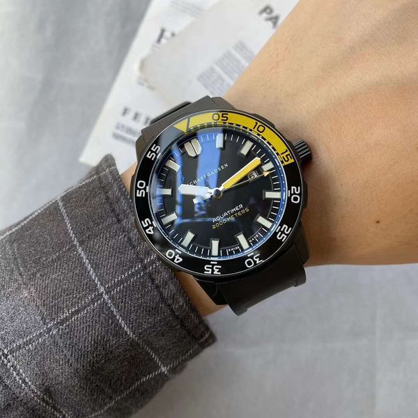 wholesale luxury men's watch marine series automatic mechanical movement mineral wear-resistant glass mirror rubber strap 42mm, Slivery;brown
wholesale luxury men's watch marine series automatic mechanical movement mineral wear-resistant glass mirror rubber strap 42mm, Slivery;brown