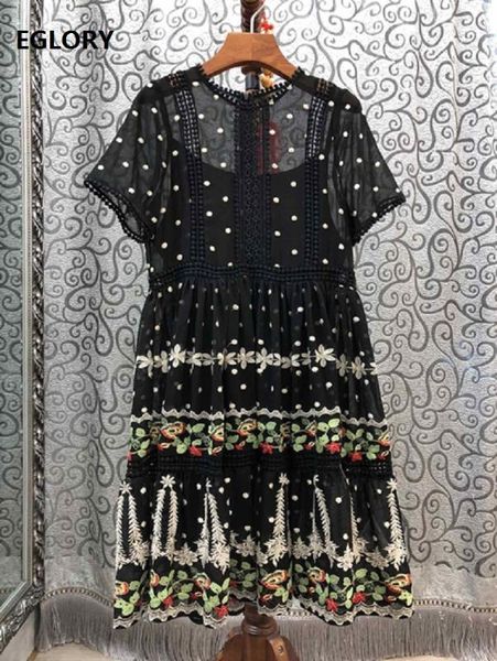 new 2020 spring summer dress women exquisite embroidery polka dot print patterns short sleeve silk cotton dress, Black;gray
new 2020 spring summer dress women exquisite embroidery polka dot print patterns short sleeve silk cotton dress, Black;gray