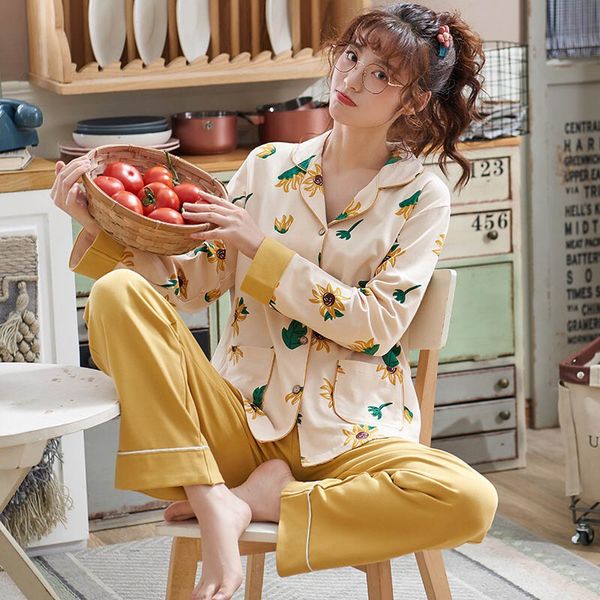 2pcs ladies pajamas set cartoon printed sweet sleepwear women autumn loose long sleeve comfort cotton cardigan+pants homewear, Black;red
2pcs ladies pajamas set cartoon printed sweet sleepwear women autumn loose long sleeve comfort cotton cardigan+pants homewear, Black;red
