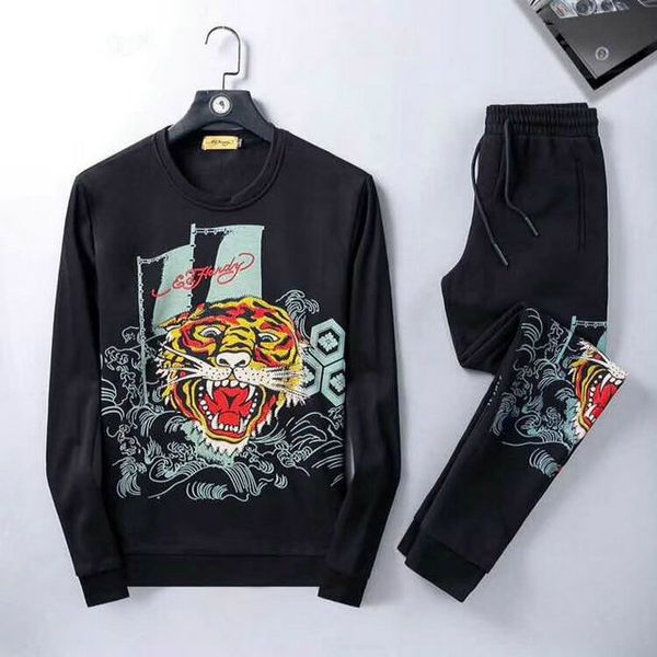 2019 new mens designer tracksuits brand coats & pants suits fashion autumn pullover casual sweatshirts mens clothing size -3xl, Gray
2019 new mens designer tracksuits brand coats & pants suits fashion autumn pullover casual sweatshirts mens clothing size -3xl, Gray