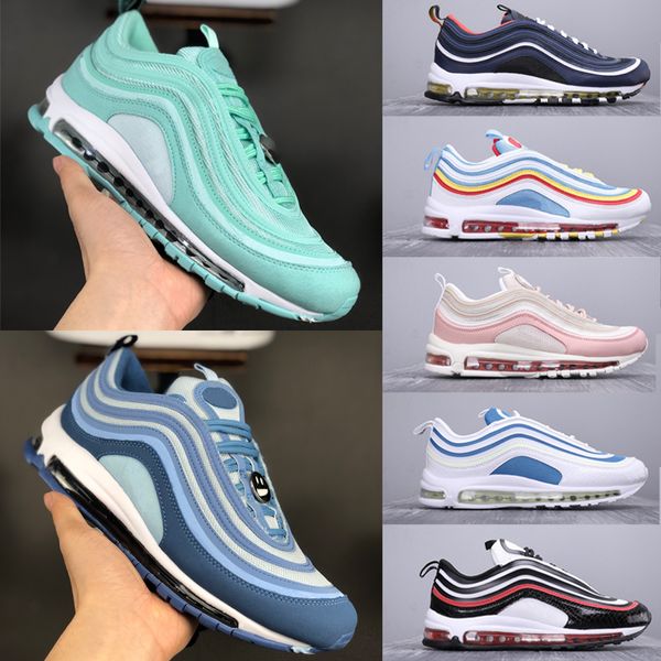 mens 97s premium runing shoes cushion ultra ul prm tripel white metallic gold silver bullet designer sneakers 5.5-11
mens 97s premium runing shoes cushion ultra ul prm tripel white metallic gold silver bullet designer sneakers 5.5-11