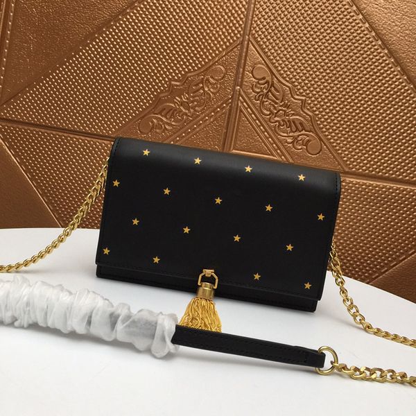 fashion women clamshell bag classic chain metal tassel handbags purse crossbody bag ladies single shoulder messenger bag 20cm 
fashion women clamshell bag classic chain metal tassel handbags purse crossbody bag ladies single shoulder messenger bag 20cm