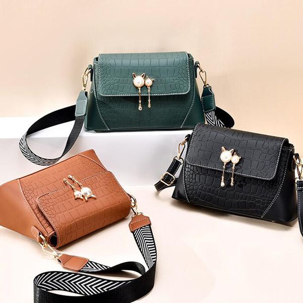 summer popular bag female 2020 new fashion stone grain messenger bag net red envelope senior sense niche shoulder a30
summer popular bag female 2020 new fashion stone grain messenger bag net red envelope senior sense niche shoulder a30