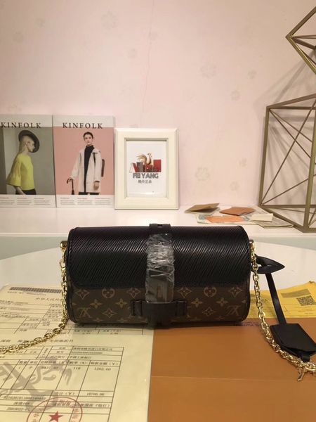 classic mini shoulder chain bags for women real leather shoulder crossbody messenger bag for ladies size 18.5x9.5x7.5cm
classic mini shoulder chain bags for women real leather shoulder crossbody messenger bag for ladies size 18.5x9.5x7.5cm