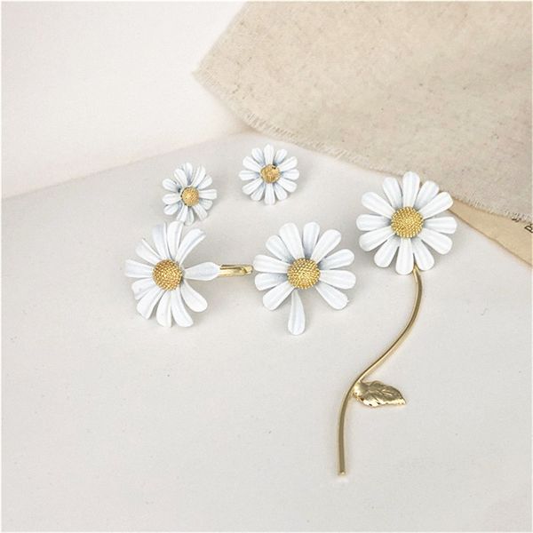 aomu s925 fashion white daisy small fresh asymmetric flower enamel drop earring open ring flowers tassel earrings for women, Silver
aomu s925 fashion white daisy small fresh asymmetric flower enamel drop earring open ring flowers tassel earrings for women, Silver