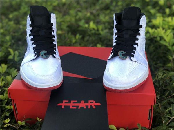 est 2019 air authentic 1 mid se fearless edison chen clot mens basketball shoes white black red cu2804-100 outdoor shoes with box, White;red
est 2019 air authentic 1 mid se fearless edison chen clot mens basketball shoes white black red cu2804-100 outdoor shoes with box, White;red