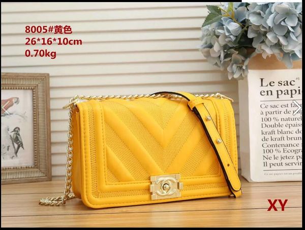 new designers luxury women handbags famous gold chain shoulder bags crossbody soho bag disco shoulder bag purse wallet
new designers luxury women handbags famous gold chain shoulder bags crossbody soho bag disco shoulder bag purse wallet