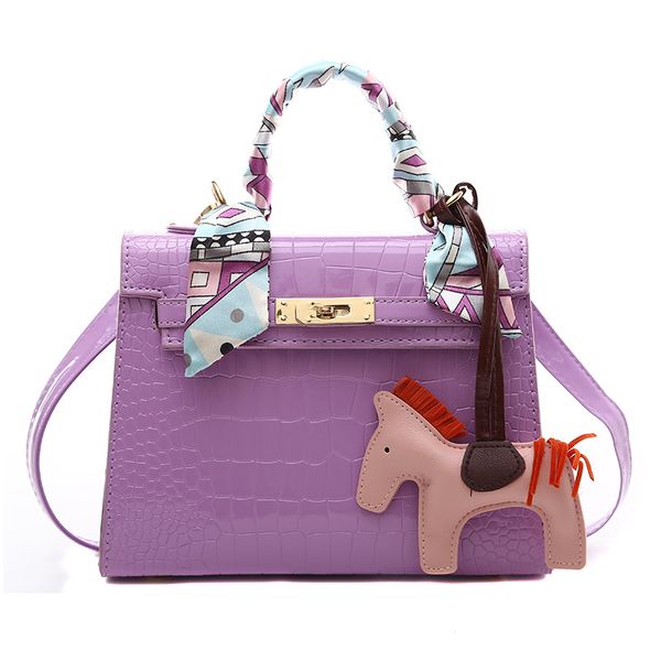 2020 new summer fashion crocodile pattern portable bag female hong kong style retro lock shoulder/crossbody bag