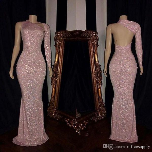 pink glitz sequined mermaid prom dresses 2020 spaghetti strap backless sweep train formal evening women party gowns, Black;red
pink glitz sequined mermaid prom dresses 2020 spaghetti strap backless sweep train formal evening women party gowns, Black;red