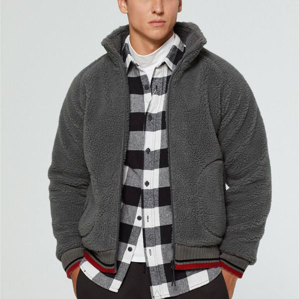 2019 new plush mens fashion outerwear windbreaker men' s thin jackets hooded warm sporting coat winter, Black;red
2019 new plush mens fashion outerwear windbreaker men' s thin jackets hooded warm sporting coat winter, Black;red