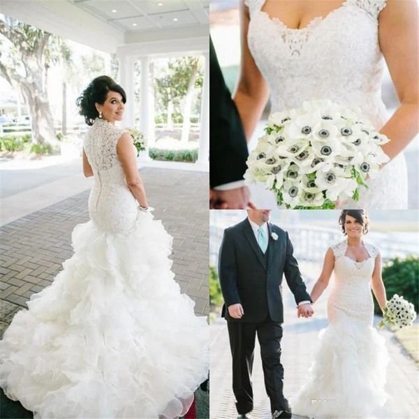 cap рукава милая кнопка button back bridal plasss с каскадными оборками урожай русалка кружева свадебные платья vestidos de novia 2021, White
cap рукава милая кнопка button back bridal plasss с каскадными оборками урожай русалка кружева свадебные платья vestidos de novia 2021, White