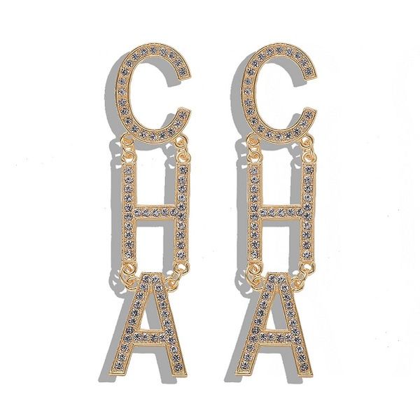 stud popular fashion luxury designer exaggerated big letter pearl cha long drop dangle chandelier stud earrings for women gold silver t23020, Golden;silver
stud popular fashion luxury designer exaggerated big letter pearl cha long drop dangle chandelier stud earrings for women gold silver t23020, Golden;silver