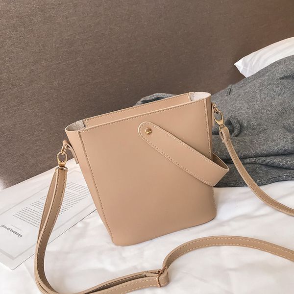 бао nu 2019 new vintage bucket bag перекинул перекинул satchel повседневный коносамента shoulder bag
бао nu 2019 new vintage bucket bag перекинул перекинул satchel повседневный коносамента shoulder bag