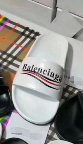 Sandálias european_brand_shoes
Sandálias european_brand_shoes